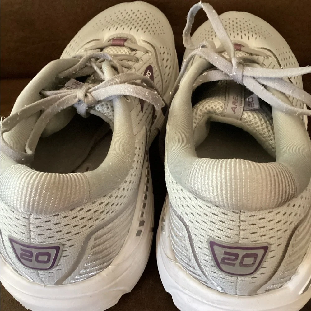 Brooks athletic that combines